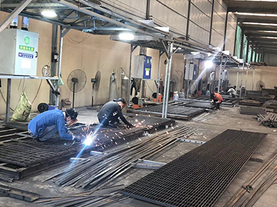 安平江蓋絲網(wǎng)(瑞海)廠房一角